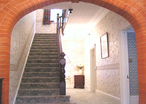 Bicclescombe Grange large hallway